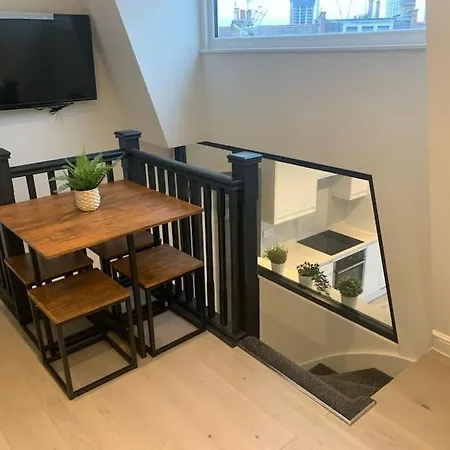 One Bed-Apartment In London